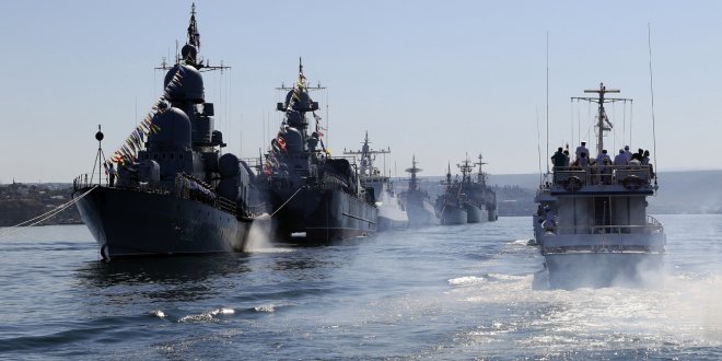 Rusya Azak Denizi’ne mayın gemisi gönderiyor